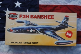 Airfix 04023-5  F2H BANSHEE U.S. Navy Fighter